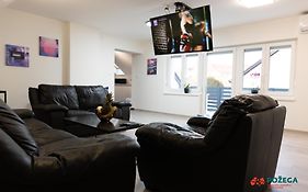 Apartment Eden